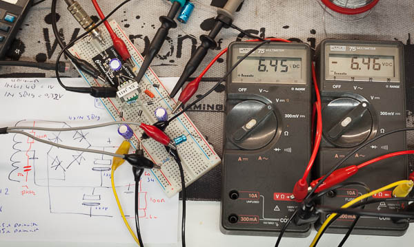 http://www.miedema.dyndns.org/fmpics/Circuits_online/dc-dc/IMG_4147_1e_proto_1kHz_dc-dc-600pix.jpg