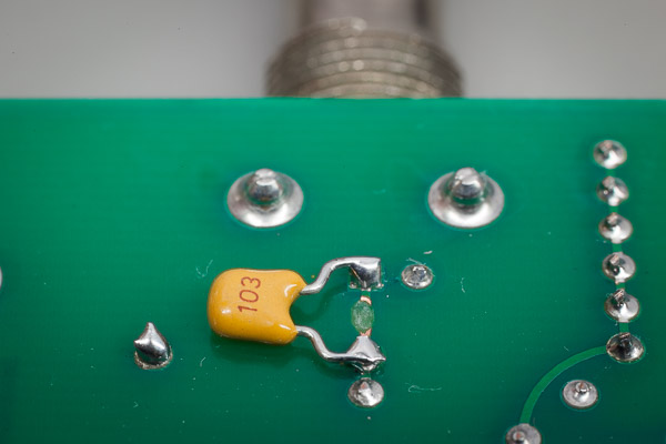 http://www.miedema.dyndns.org/co/2018/extron/IMG_4061-Extron-10MHz-mod-ingang-C-600pix.jpg