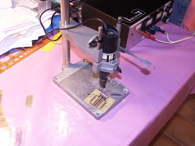 http://www.turbokeu.com/myprojects/pcb/pict0131.jpg