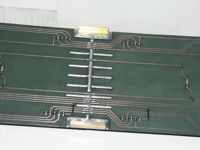 http://www.turbokeu.com/myprojects/ledclock/pict0035.jpg