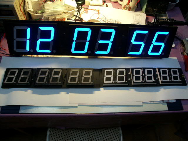 http://www.turbokeu.com/myprojects/ledclock/pict0040.jpg