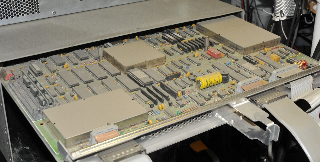 http://schneiderelectronicsrepair.nl/wp-content/uploads/2016/01/vna1.jpg