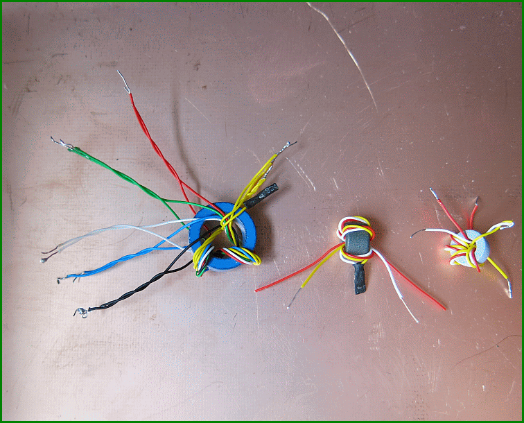 http://www.bramcam.nl/NA/10Mhz-Distribution-Amp/10Mhz-Distribution-Amp-10.gif