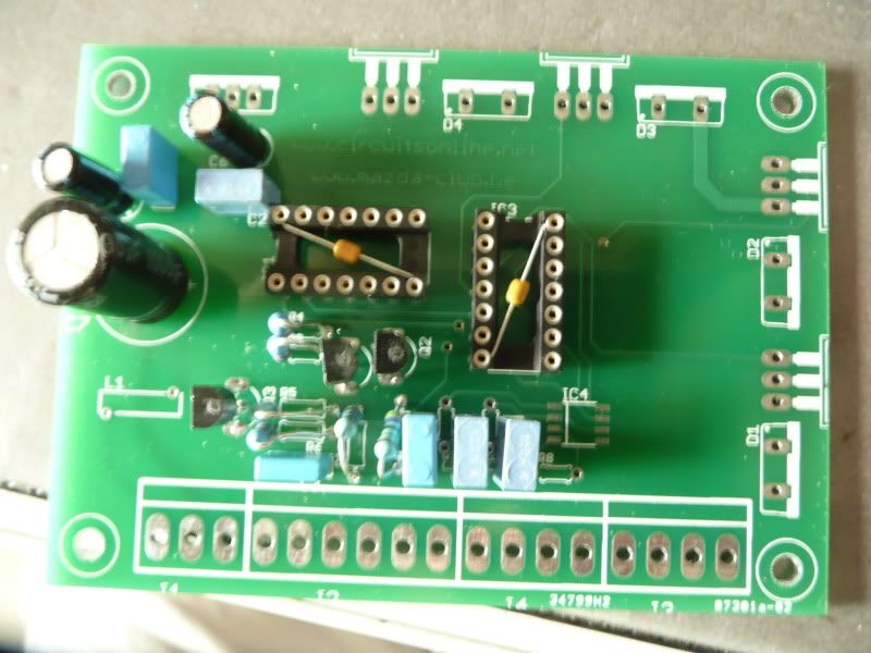 http://i63.photobucket.com/albums/h148/fragme_dmc/electronics/dis/P1050426.jpg