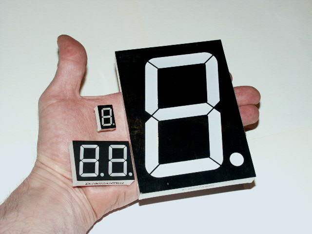http://www.turbokeu.com/myprojects/ledclock/pict0004.jpg
