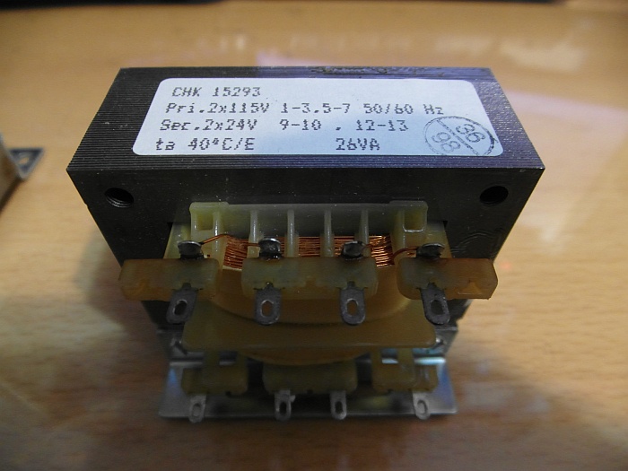 http://www.bramcam.nl/RAAF12-Trafo.jpg