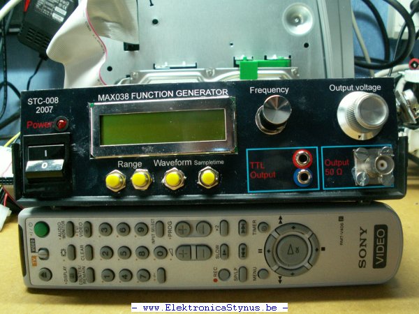 http://www.elektronicastynus.be/Projecten/Functiegenerator/Functiegen_18_08_2007_3.jpg