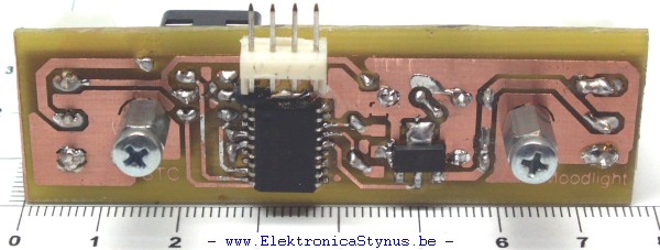 http://www.elektronicastynus.be/Projecten/Lichteffecten/Moodlight/Moodlight_26_03_08_04.jpg