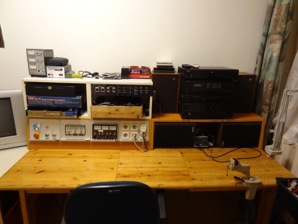 http://img.photobucket.com/albums/v643/Twan1983/Herinrichting%20hobbykamer%202013/DSC00521_zpsac969808.jpg
