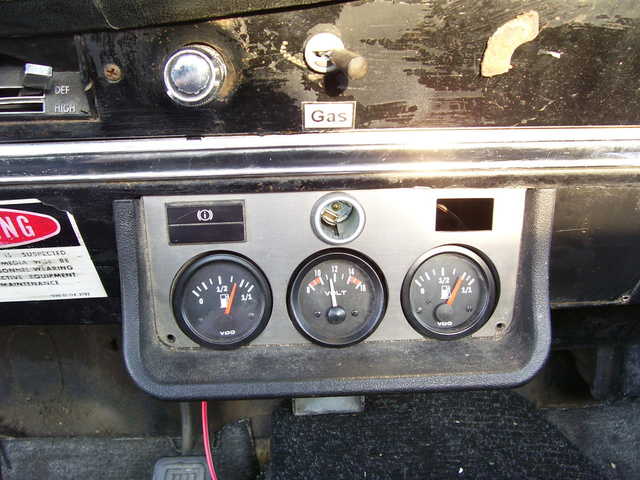 http://www.fordcapri.be/fcapri/dodge/dashboard/640/102_1274.jpg