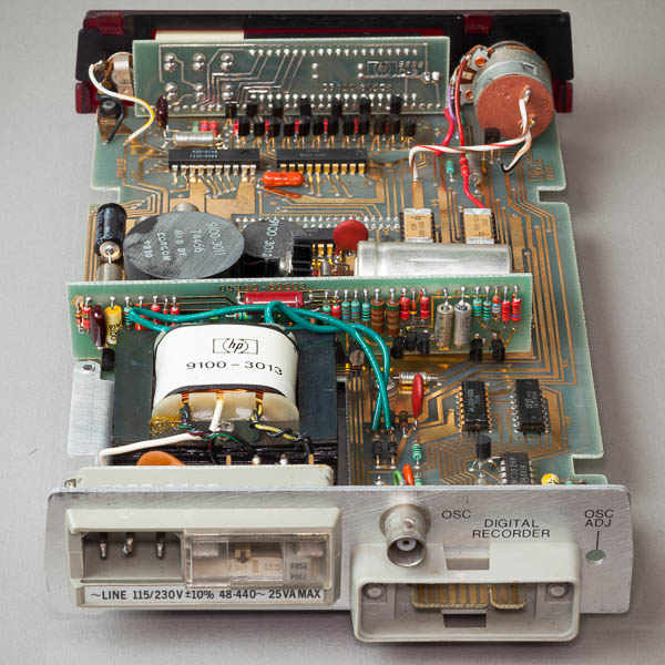 http://www.miedema.dyndns.org/fmpics/Circuits_online/HP5303A/IMG_3574__HP_5300A_bottom-back_view-600pix.jpg
