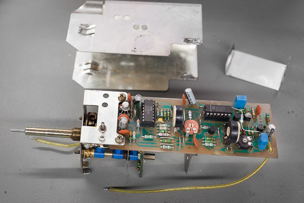 http://www.miedema.dyndns.org/co/2019/hm103/IMG_5177--HM103-Y-amp-uitgeblikt-bovenaanzicht-600pix.jpg