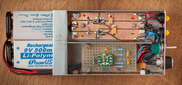 http://www.miedema.dyndns.org/co/5V_batt_supply/IMG_5522_Mietro_battery_power_supply_intern-600pix.jpg