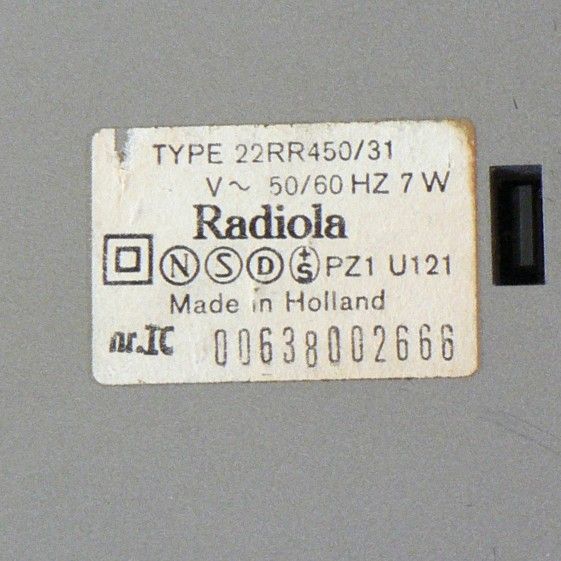 http://www.hifimuseum.info/tn_radiola%2022RR450%20f.jpg