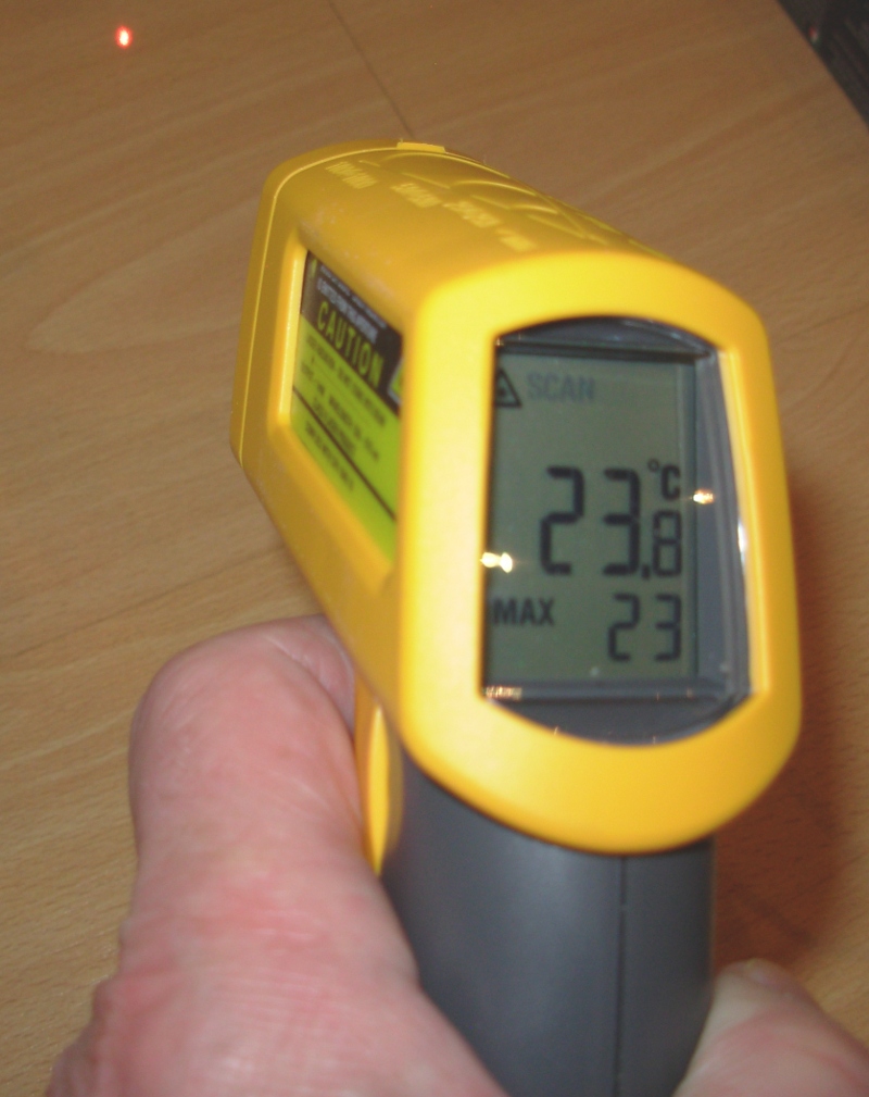http://prosje.be/CO/Fotos/Fluke-IR-thermometer.jpg