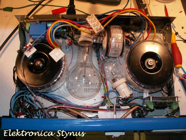 http://www.elektronicastynus.be/Projecten/Scheidingstransformator_V2/1268858303.jpg