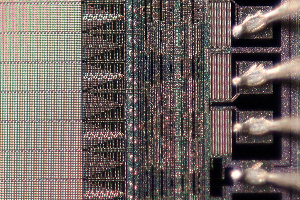 http://www.miedema.dyndns.org/co/2017/EEPROM-close-600pix.jpg