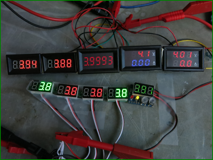 http://www.bramcam.nl/Diversen/PaneelMeters/PaneelMeter-Test-NA-4V-06.png
