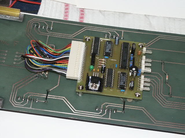 http://www.turbokeu.com/myprojects/ledclock/pict0036.jpg