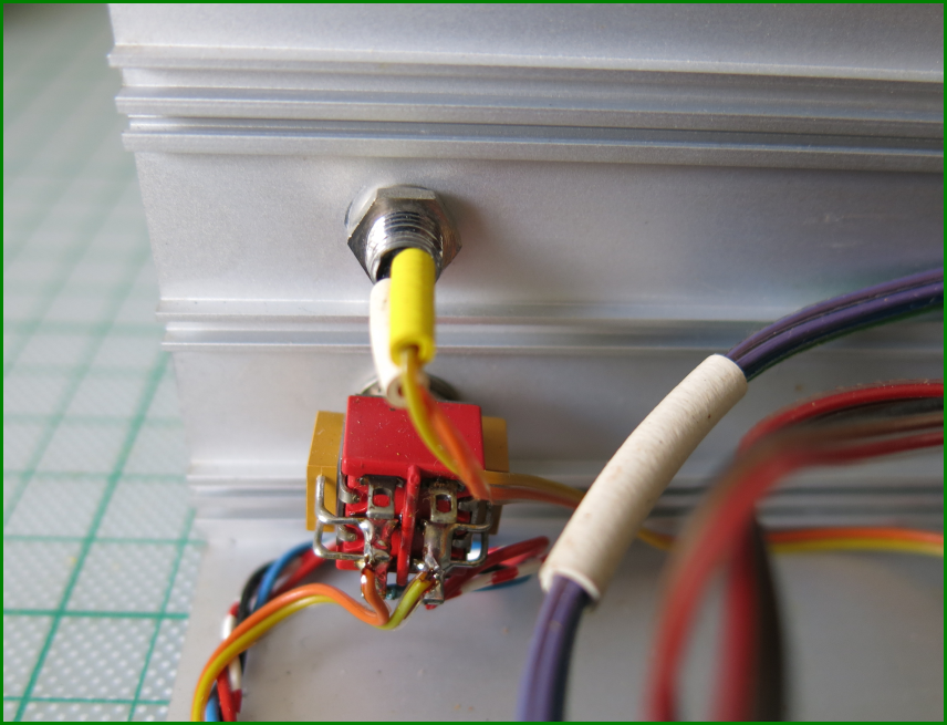 http://www.bramcam.nl/Audio/LT1037-NE5533-PreAmp/LT1037-NE5533-PreAmp-05.png