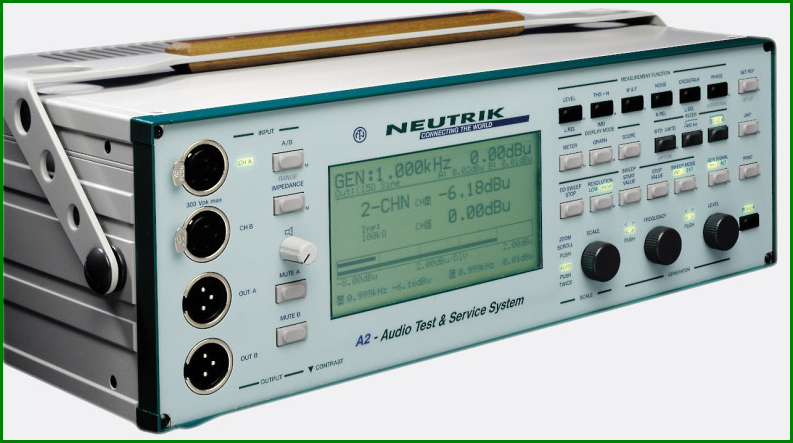 http://www.bramcam.nl/Audio/Meetsets/Neutrik-A2.png