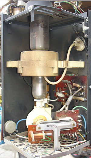 http://hpbimg.marcelstvmuseum.com/philips%20d19k850%20hoogspanningskooi.jpg