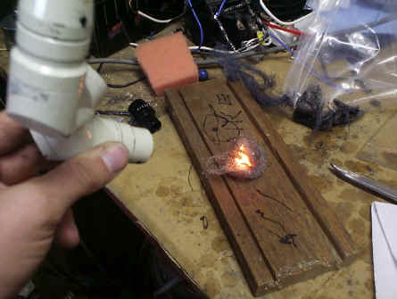 http://electricstuff.co.uk/laserb23.jpg