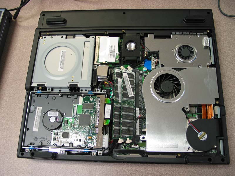 http://www.turbokeu.com/mycomputer/laptop/as1710_3.jpg