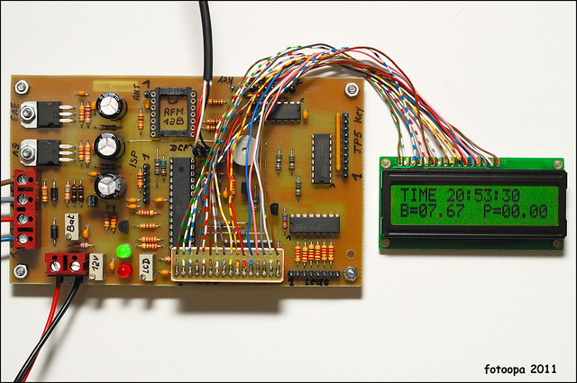 http://farm7.static.flickr.com/6002/5985536284_fc47b6487e_z.jpg