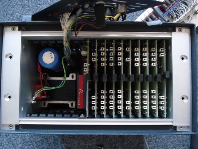 http://i293.photobucket.com/albums/mm42/jeroenzand/Electronics/DSC05470.jpg