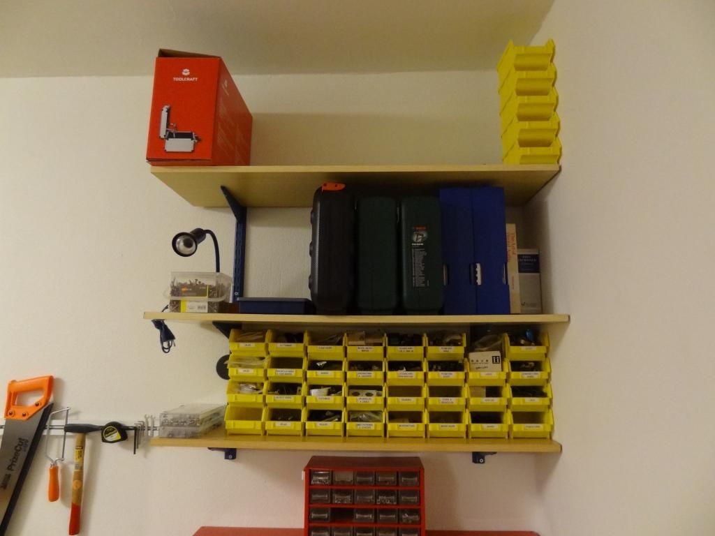 http://img.photobucket.com/albums/v643/Twan1983/Herinrichting%20hobbykamer%202013/DSC00534_zpsc9fecbf2.jpg