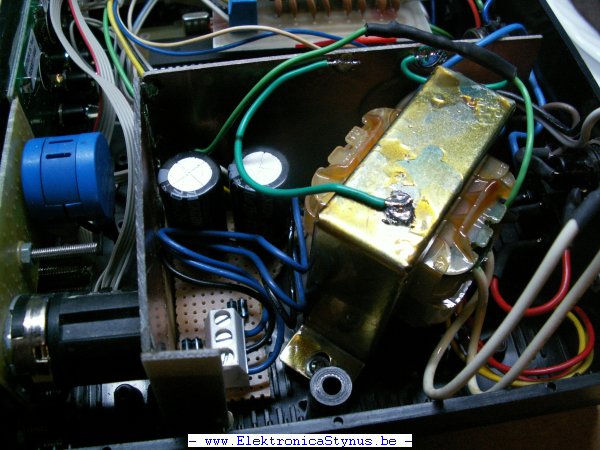 http://www.elektronicastynus.be/Projecten/Functiegenerator/Functiegen_Versterk_8.jpg