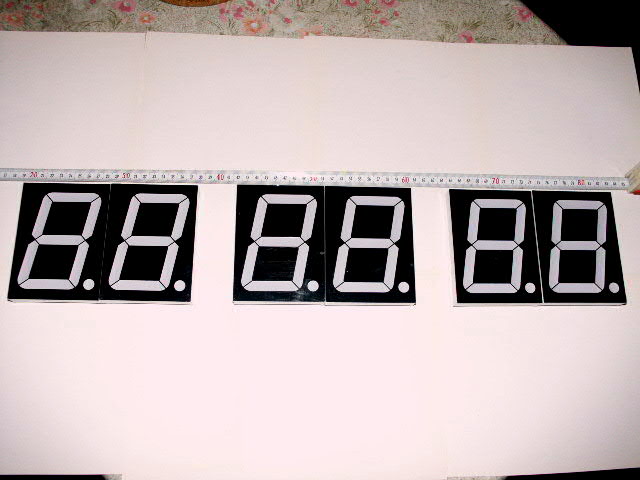 http://www.turbokeu.com/myprojects/ledclock/pict0005.jpg