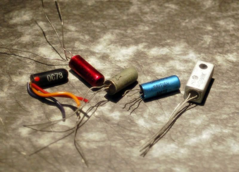 http://i119.photobucket.com/albums/o153/siceffects/semiconductors/DSC_1391.jpg