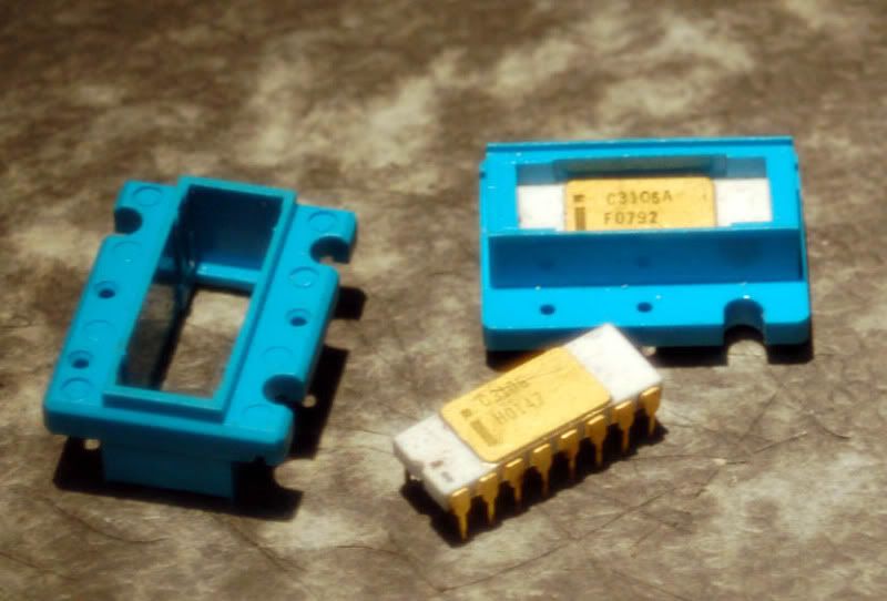 http://i119.photobucket.com/albums/o153/siceffects/semiconductors/DSC_1414.jpg