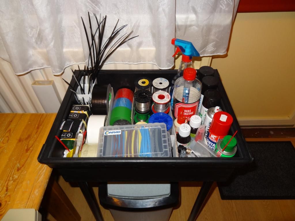 http://img.photobucket.com/albums/v643/Twan1983/Herinrichting%20hobbykamer%202013/DSC00526_zps4c53e64c.jpg