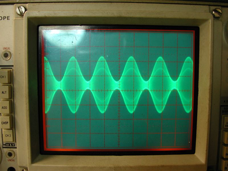 http://welther.nl/hugo/Zendamateur/80m%20tube%20experimenten/DSCN0023.JPG