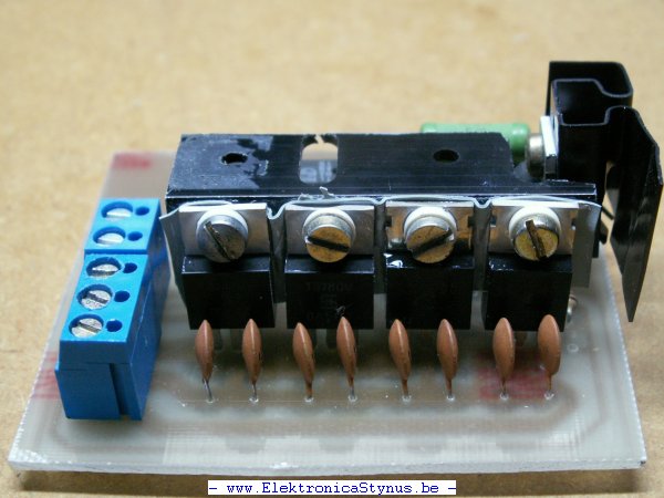 http://www.elektronicastynus.be/Projecten/Functiegenerator/Functiegen_Versterk_2.jpg