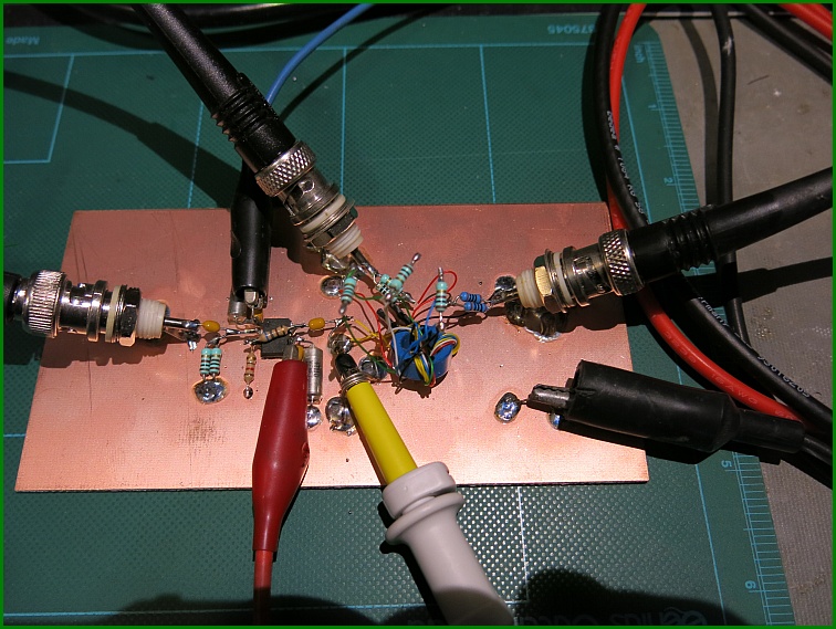 http://www.bramcam.nl/NA/10Mhz-Distribution-Amp/T-Blauw-5V-RMS-03.jpg