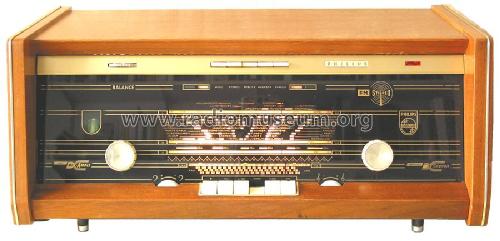 http://www.radiomuseum.org/images/radio/philips_eindhoven/b6x43a_52686.jpg