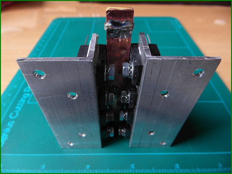 http://www.bramcam.nl/NA/PSU-Peak-Current-Tester/PCT-71.jpg