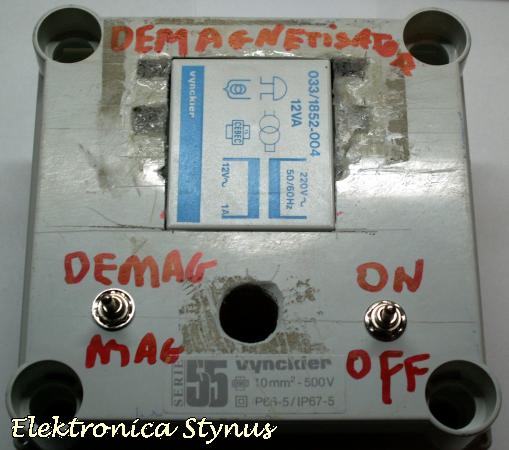 http://www.elektronicastynus.be/Projecten/Gereedschap/demagnetisator/72.jpg