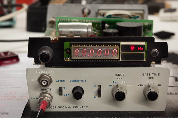 http://www.miedema.dyndns.org/fmpics/Circuits_online/HP5303A/IMG_3693__HP_5303A_counting_80MHz-600pix.jpg