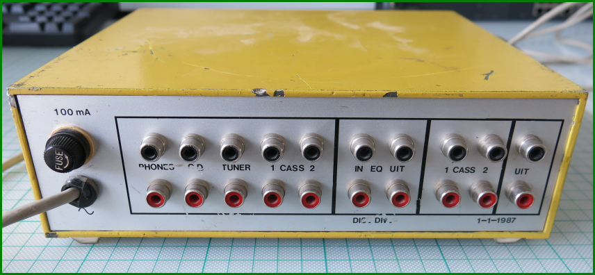 http://www.bramcam.nl/Audio/LT1037-NE5533-PreAmp/LT1037-NE5533-PreAmp-02.png
