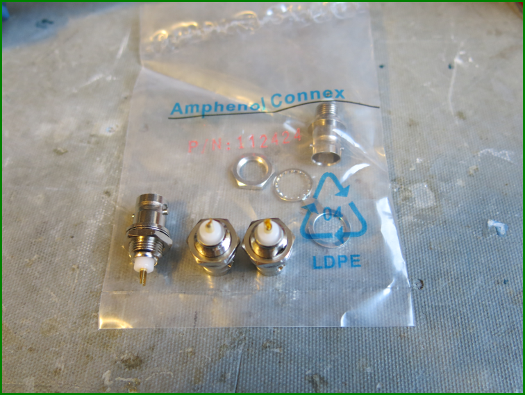 http://www.bramcam.nl/Diversen/50-Ohm-Splitters/50-Ohm-BNC.png