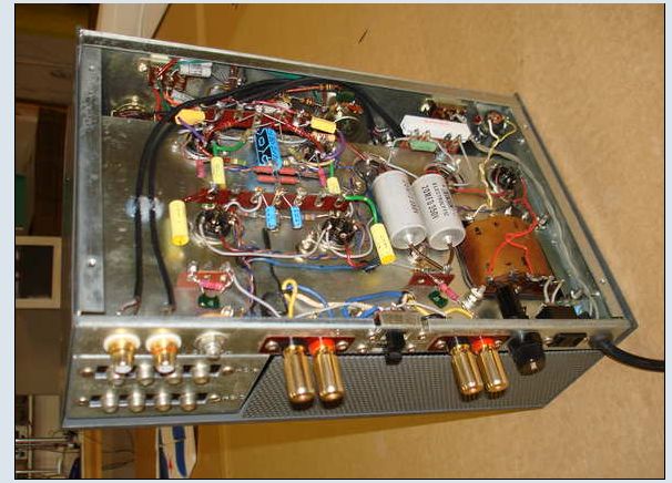 http://welther.nl/hugo/Amplifier%20schematic/Kontakt%20versterkers/Kontakt%20KT-7%20gerestaureerd.jpg