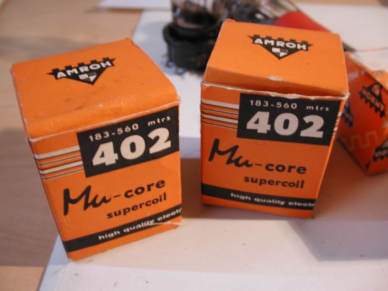 http://welther.nl/hugo/fotos/Bizarre%20elektronica/Amroh%20402%20nieuw%2020100205.jpg