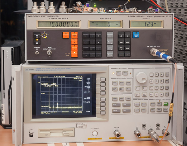 http://www.miedema.dyndns.org/co/2019/10MHz-trafos/IMG_4901--minimale-vervorming-uit-Marconi-600pix.jpg