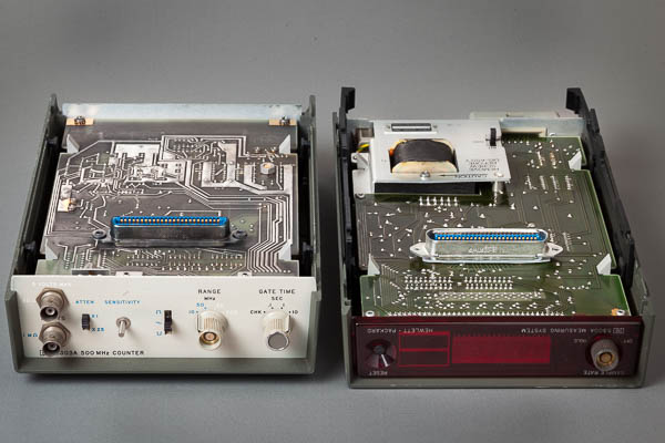 http://www.miedema.dyndns.org/fmpics/Circuits_online/HP5303A/IMG_3547__HP_5303A_+_5300A_split_pair-600pix.jpg