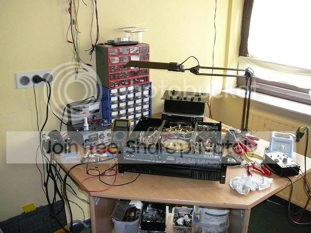 http://i677.photobucket.com/albums/vv137/transtube/P1000963.jpg